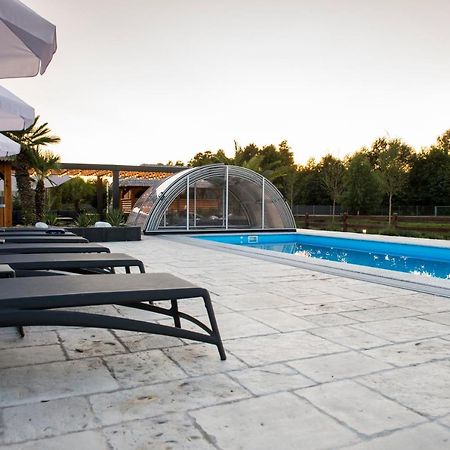 Helenowka Agro & Spa Komorow  Luaran gambar